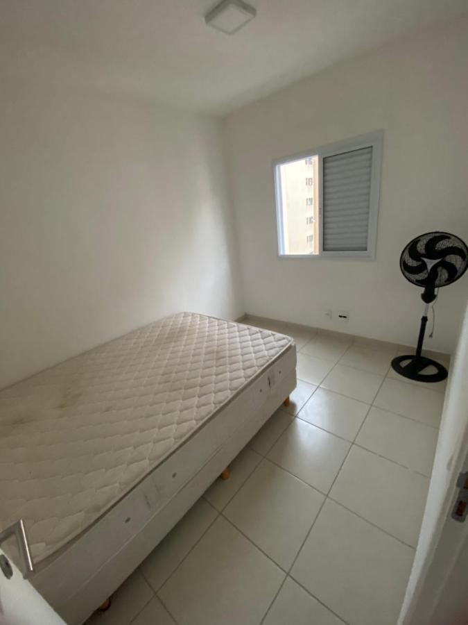 Апартаменты Apartamento Encantador Com Piscina Гуаружа Экстерьер фото